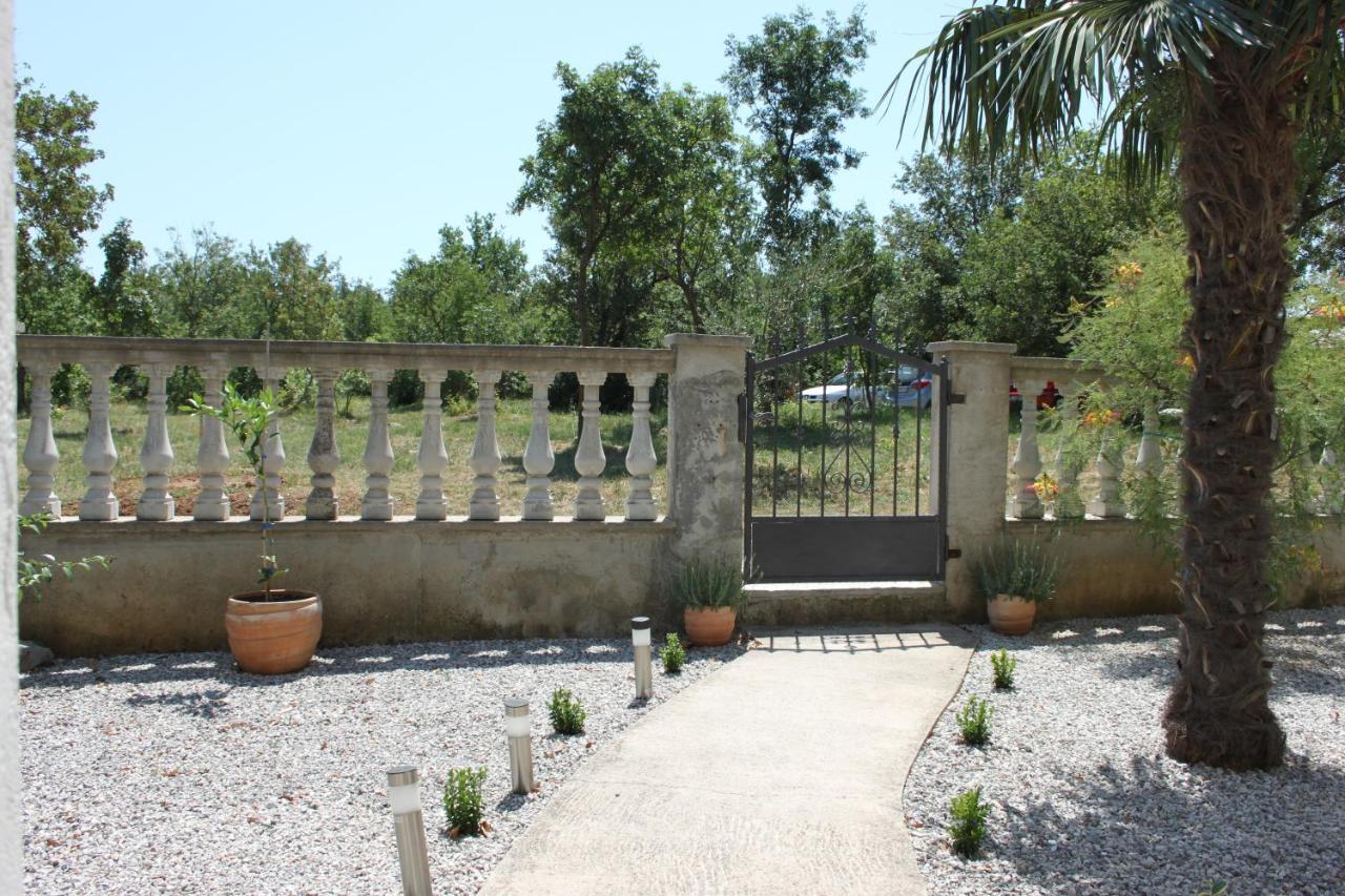 Apartmani Dienes Novi Vinodolski Exterior photo